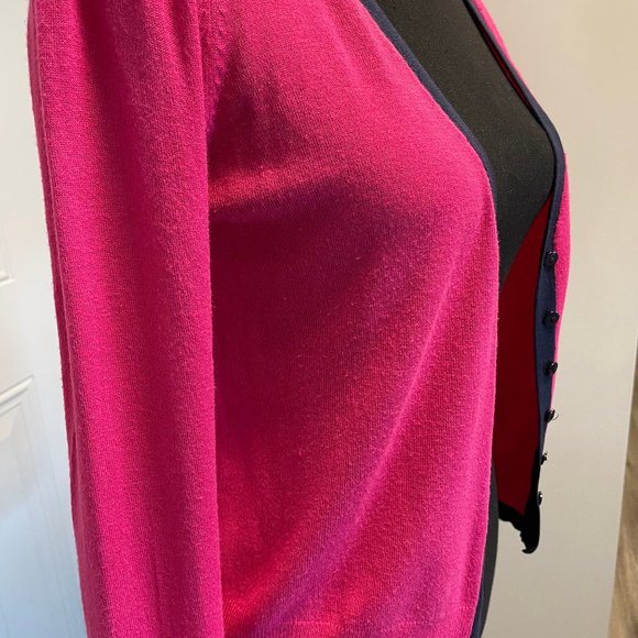 2/$30 Reserved pink cardigan with navy blue size large - Picture 2 of 9